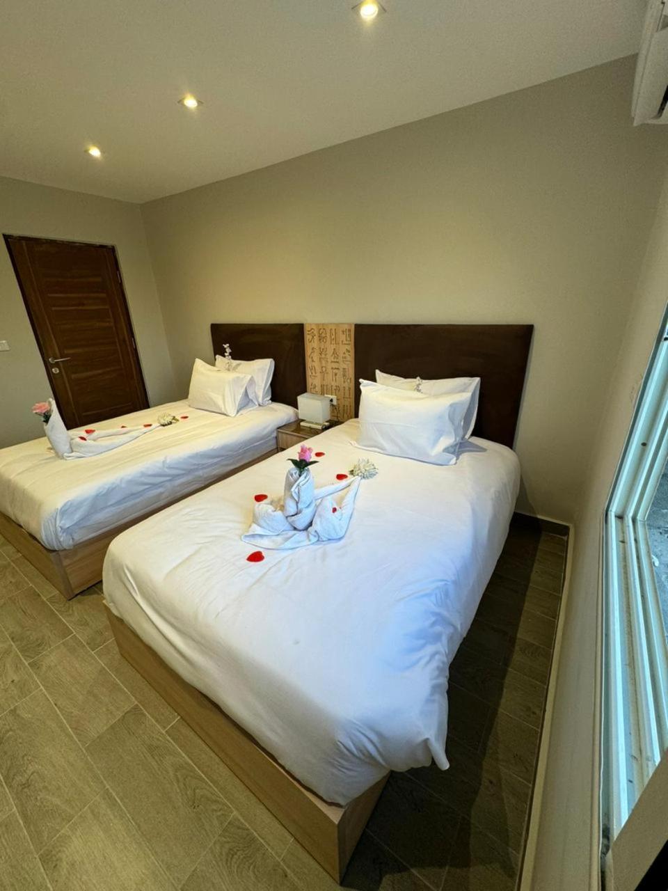 Khufu Pyramids Inn Nazlet el-Sîsi Buitenkant foto