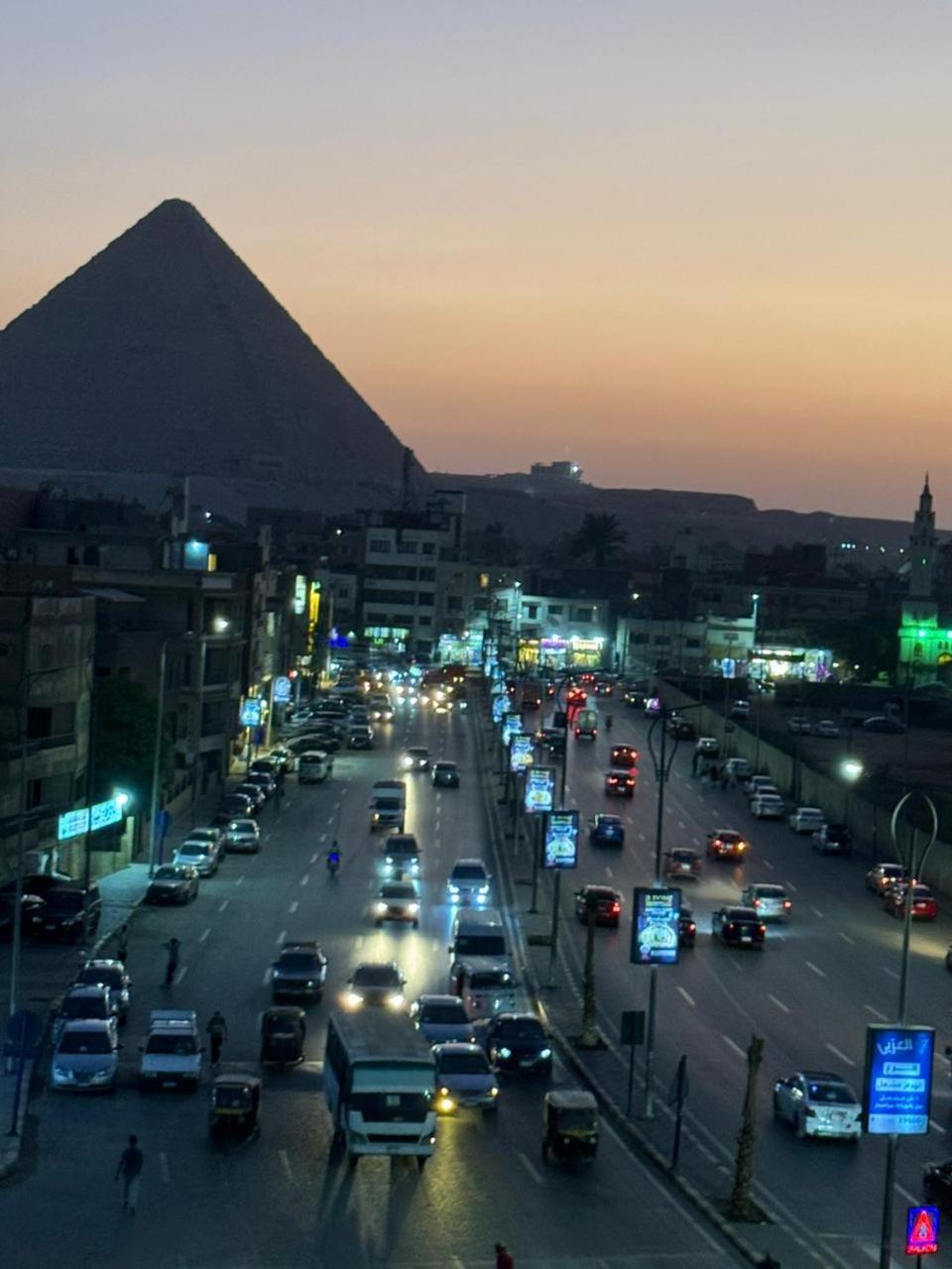 Khufu Pyramids Inn Nazlet el-Sîsi Buitenkant foto
